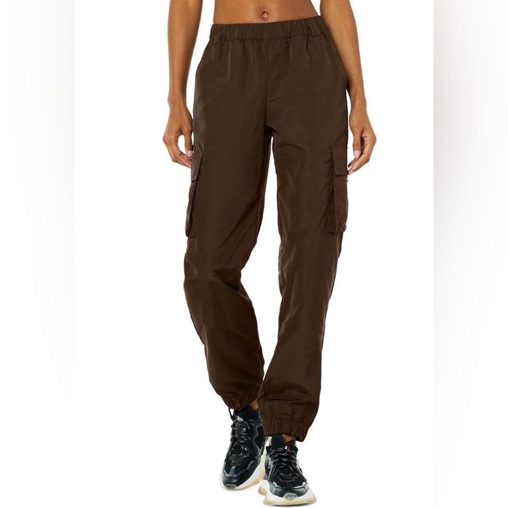 Alo Yoga Cargo Pants Windbreaker - Olive Green